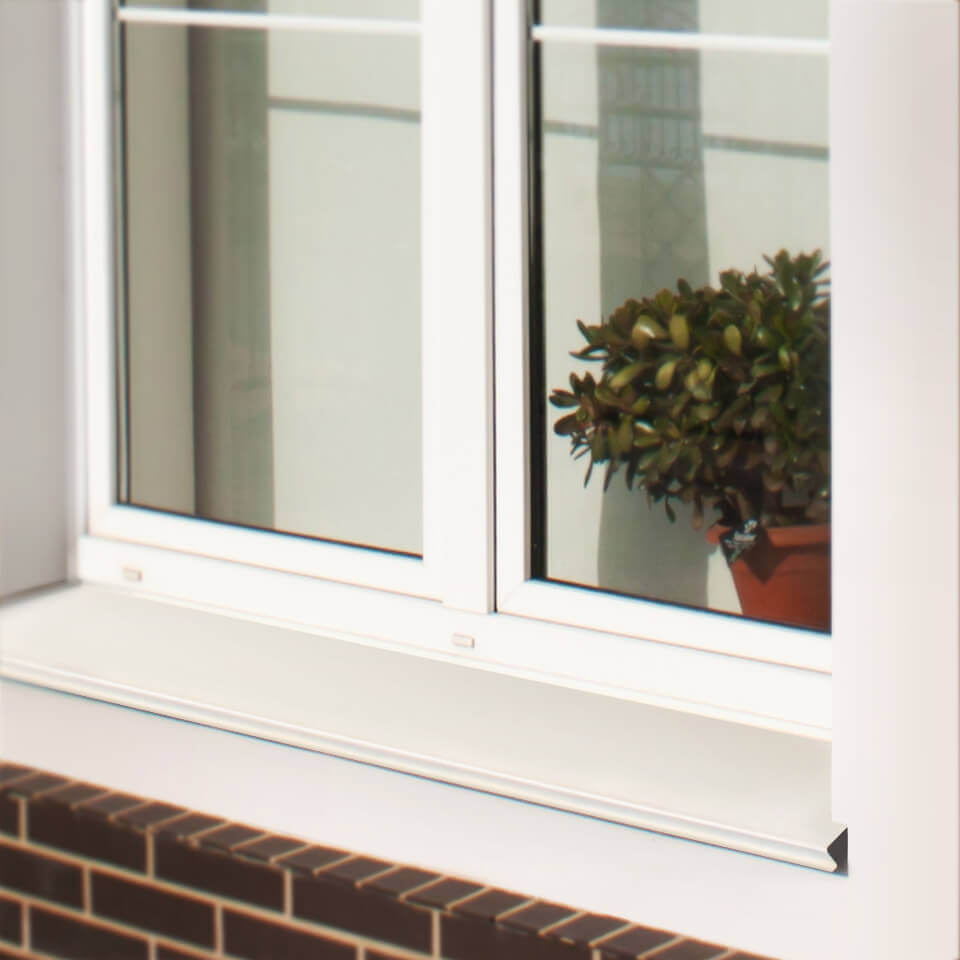 Отливы из полиэстра